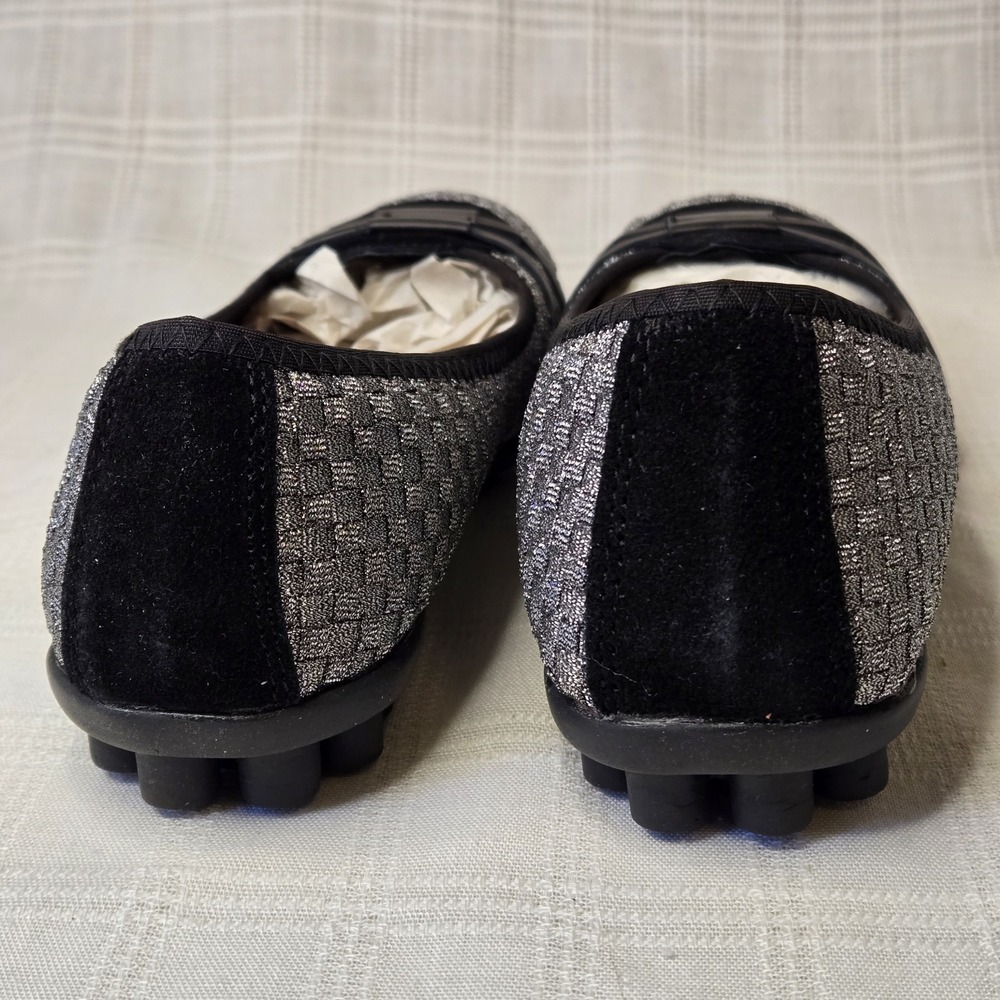 NWOB Bernie Mev Womens Black Silver Metallic Slip On Ballet Flats Size 37 Cute! - Picture 3 of 12